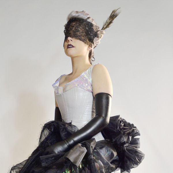 Reconstruction of historical silhouette 1890s